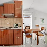 2 Bedroom Lovely In