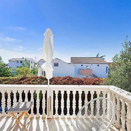 Amazing In With View Apartman Rogoznica